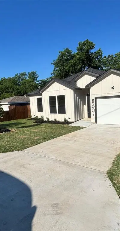 607 Neomi Avenue, Dallas TX 75217 - Photo 2