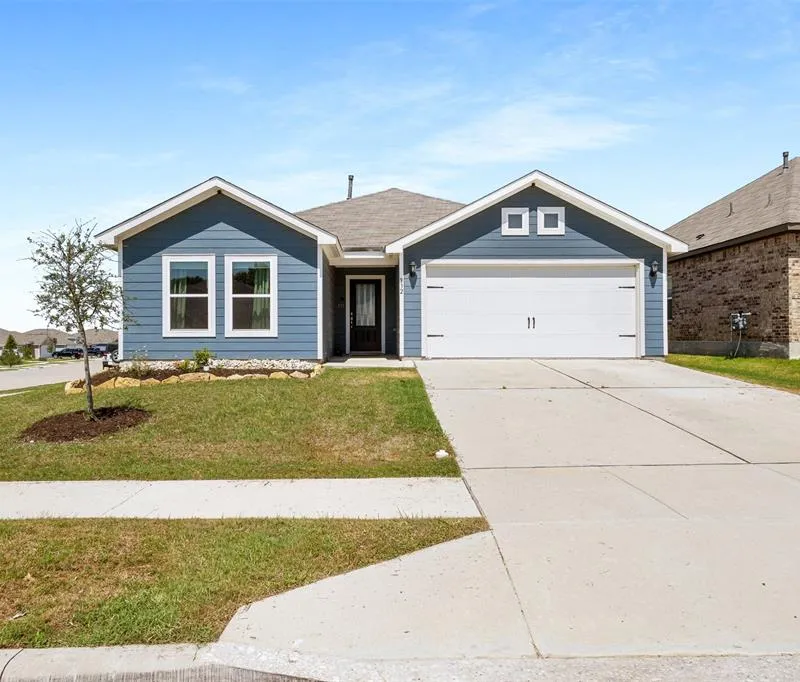 932 American Flyer Boulevard, Fort Worth TX 76108