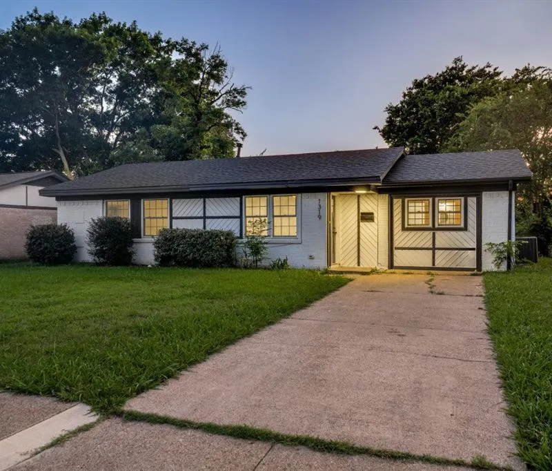 1319 Eastern Heights Drive, Mesquite TX 75149