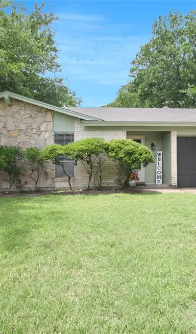 703 N Douglas Avenue, Cleburne TX 76033