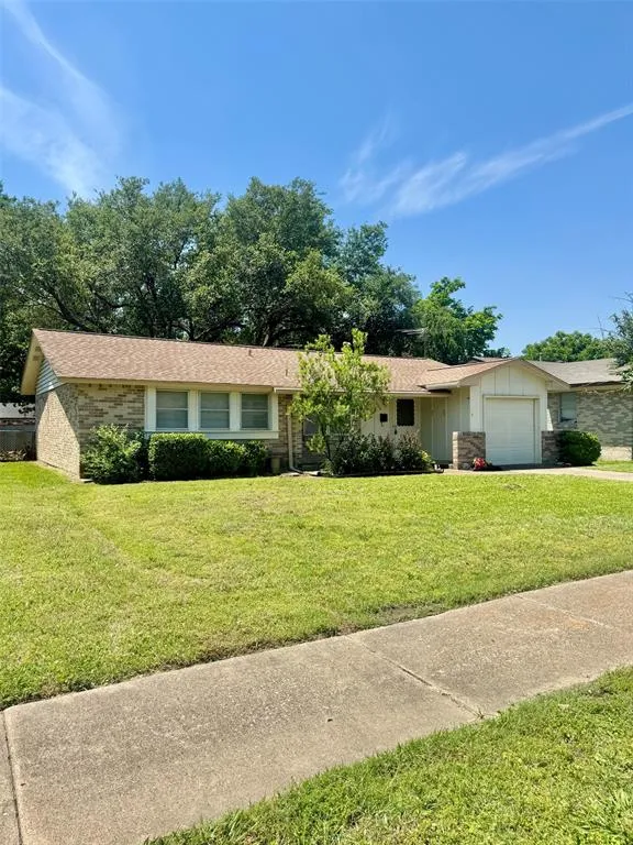 606 Sunset Drive, Garland TX 75040