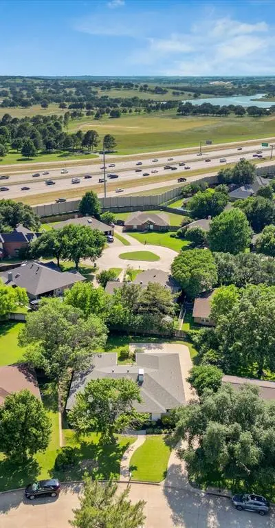 1104 Sunset Drive, Trophy Club TX 76262 - Photo 4