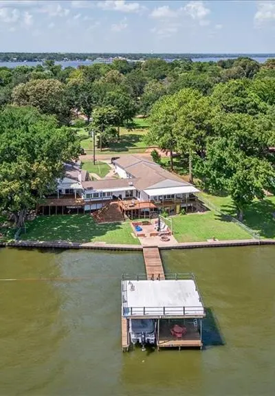 105 Bluewater Circle, Mabank TX 75156 - Photo 2