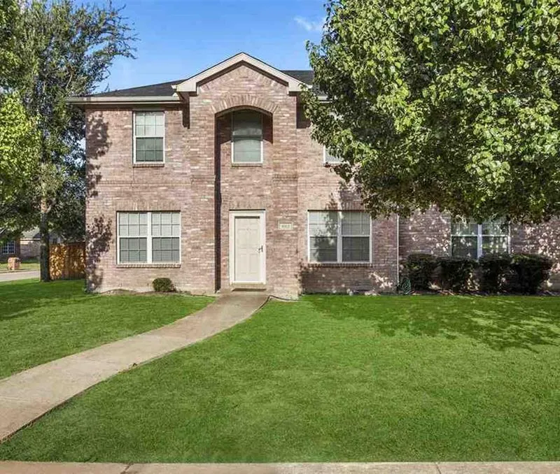 603 Zollman Court, Lancaster TX 75146