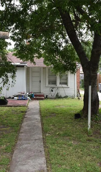 811 Buckalew Street, Dallas TX 75208
