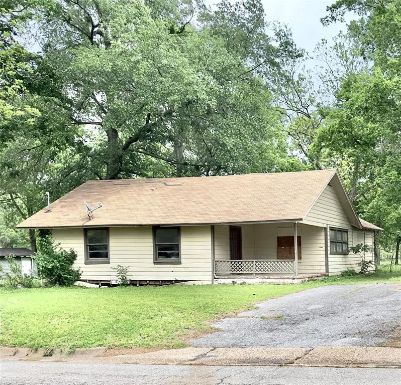 228 League Street S, Sulphur Springs TX 75482