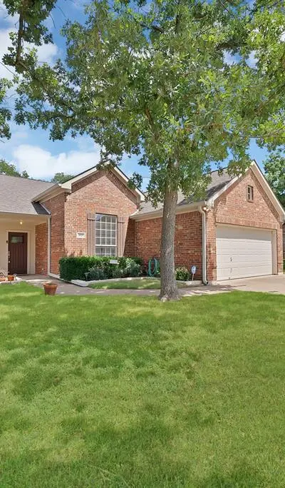 3829 Chimney Rock Drive, Denton TX 76210 - Photo 4