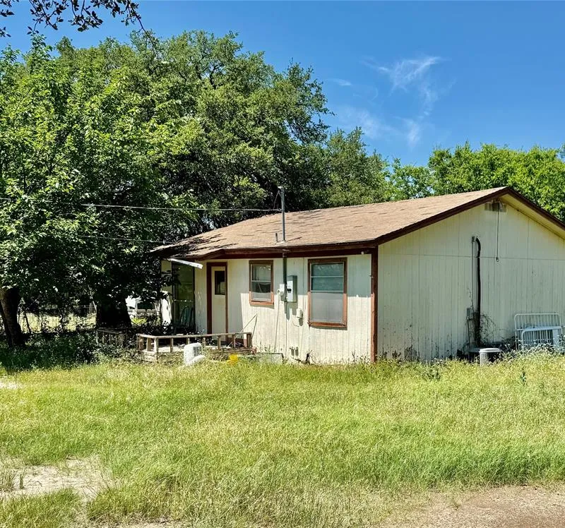 508 7th Street, Hico TX 76457