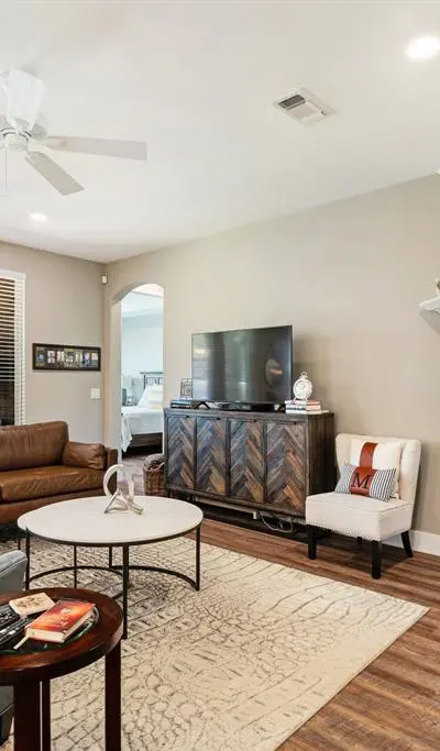 1040 Cannon Place, Paris TX 75462 - Photo 2
