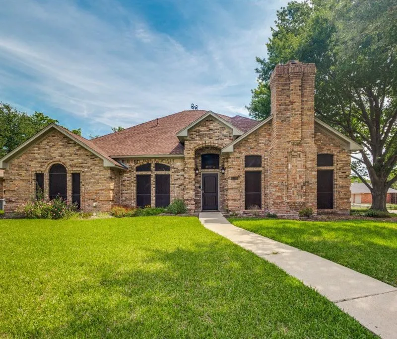 2429 E Windsor Drive, Denton TX 76209