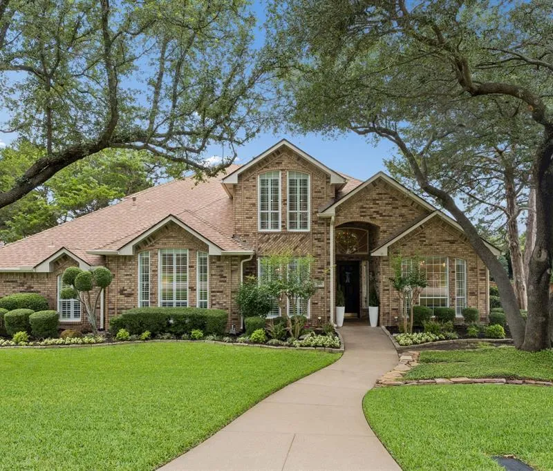 809 Newport Way, DeSoto TX 75115