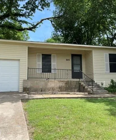 845 Rumfield Road, White Settlement TX 76108
