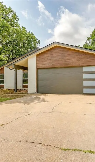 7612 Ripple Creek Court, Fort Worth TX 76120 - Photo 4