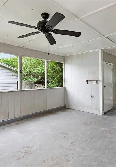 612 Aransas Drive, Euless TX 76039 - Photo 3