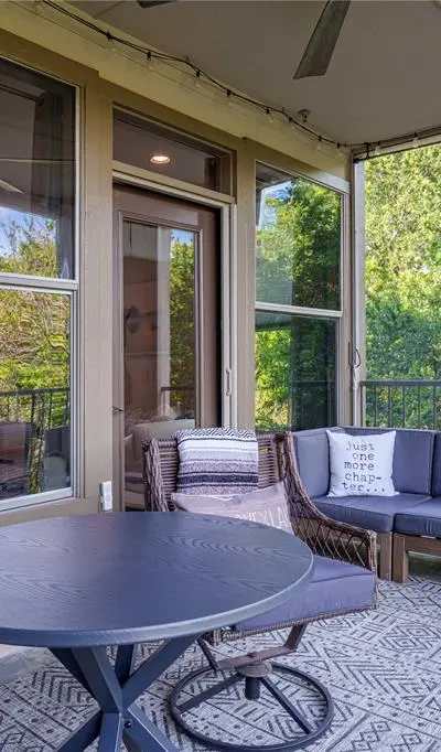 500 Waters Edge Drive # 221, Lake Dallas TX 75065