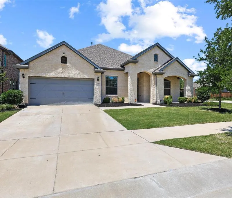 4213 Rocky Ridge Trail, Oak Point TX 75068