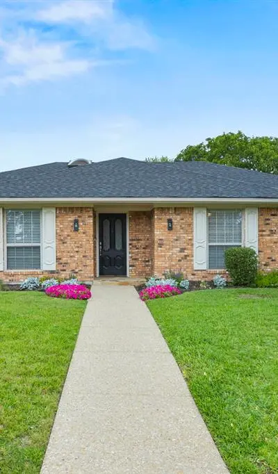 242 Woodcrest Drive, Richardson TX 75080