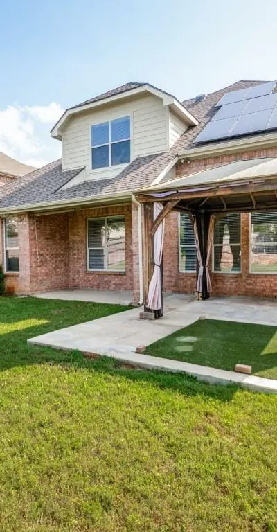 3019 Riverwood Lane, Grand Prairie TX 75052 - Photo 2