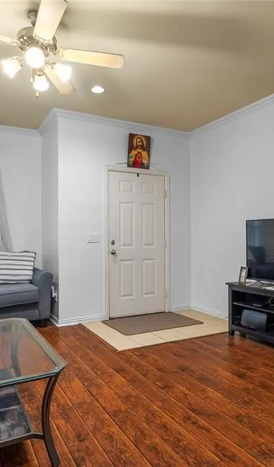 172 High School Drive, Lewisville TX 75057 - Photo 5