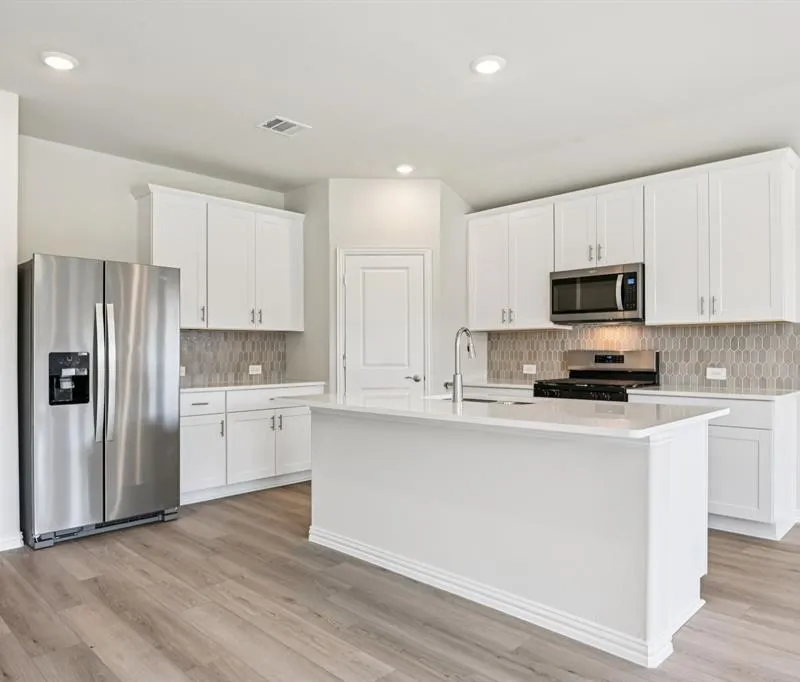 1930 Furlong Drive, Seagoville TX 75159