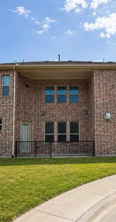 3040 Martello Lane, Plano TX 75074 - Photo 4