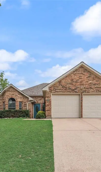 907 Sharp Drive, Cedar Hill TX 75104 - Photo 3