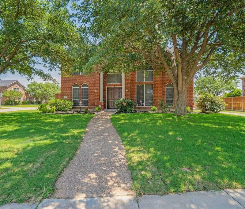 202 Brittany Drive, Coppell TX 75019