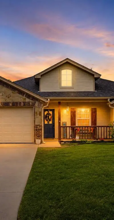 2108 Ridgewood Drive, Bridgeport TX 76426