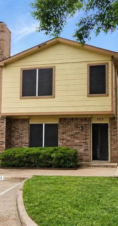 923 Vedral Place, Cedar Hill TX 75104