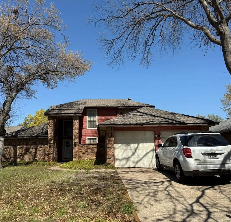2634 Danberry Lane, Grand Prairie TX 75052