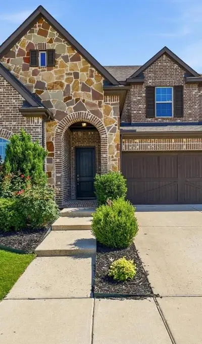 1113 15th, Argyle TX 76226