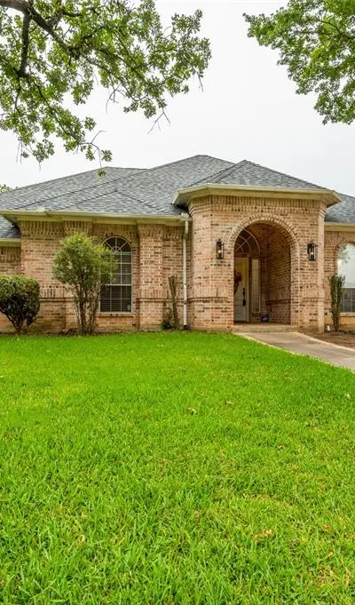 2708 Steeplechase Court, Hurst TX 76054 - Photo 2