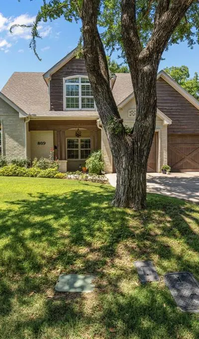 809 Edgefield Road, Fort Worth TX 76107 - Photo 3