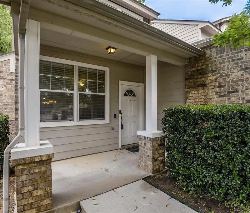 714 N Center Street, Arlington TX 76011