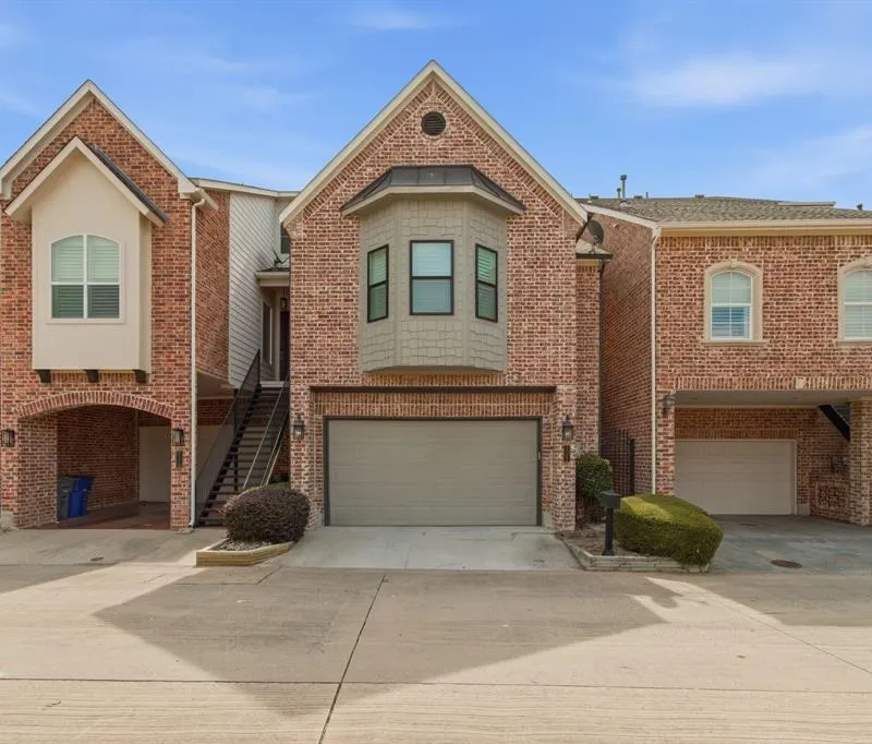 18323 Frankford Lakes Circle, Dallas TX 75252