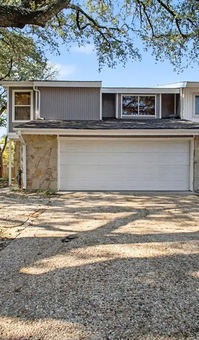 2920 Shady Lake Circle, Carrollton TX 75006