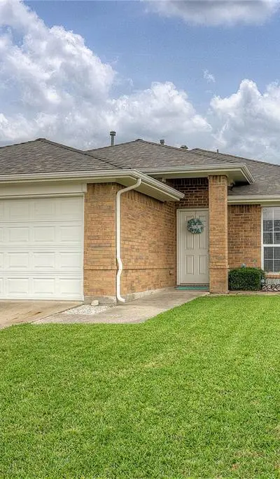 231 Willow Creek Lane, Terrell TX 75160