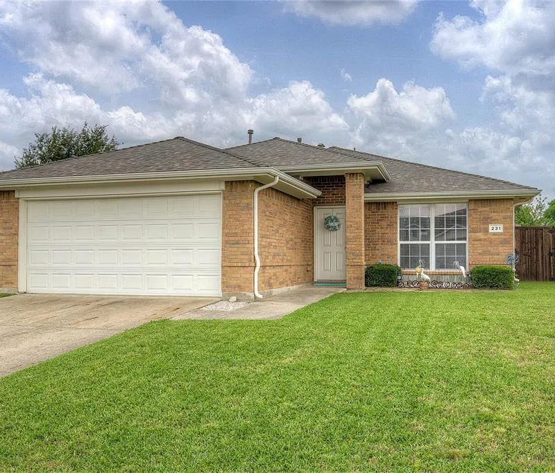 231 Willow Creek Lane, Terrell TX 75160