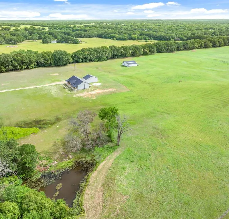 15703 County Road 2854, Eustace TX 75124