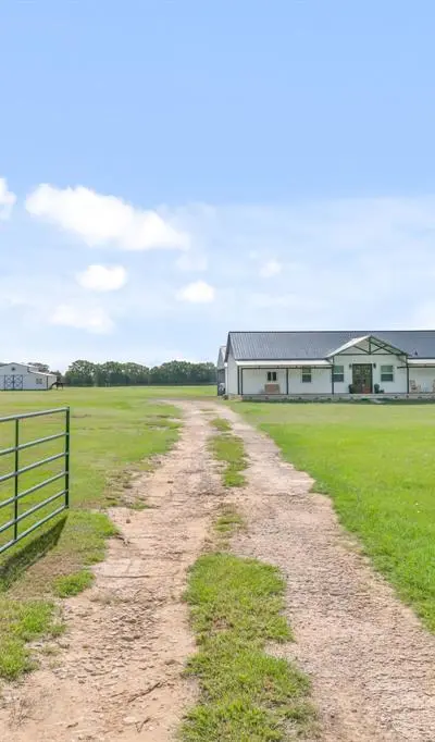 15703 County Road 2854, Eustace TX 75124 - Photo 2