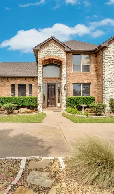 241 Cody Road, Ennis TX 75119 - Photo 2