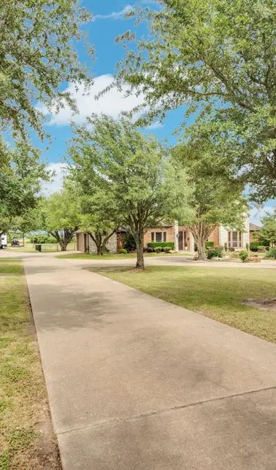 241 Cody Road, Ennis TX 75119 - Photo 4