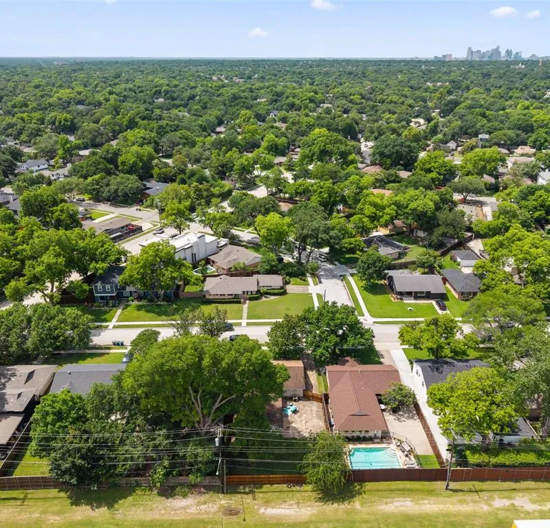 7103 Wake Forrest Drive, Dallas TX 75214