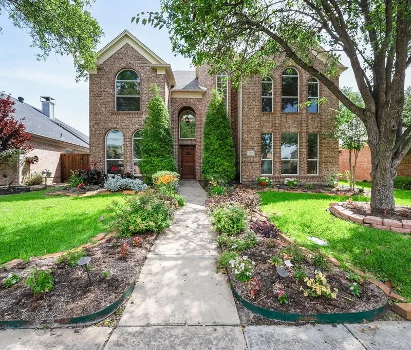 232 Touchdown Drive, Irving TX 75063