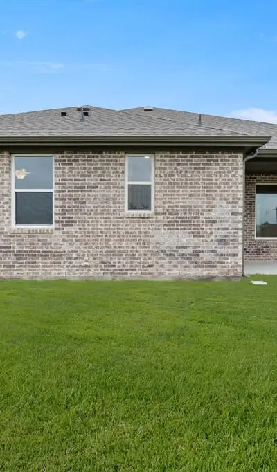 704 Tyronza Drive, Justin TX 76247 - Photo 4