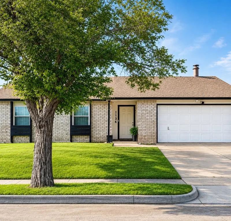 1134 Loving Trail, Grand Prairie TX 75052