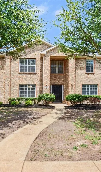 210 Trees Drive, Cedar Hill TX 75104