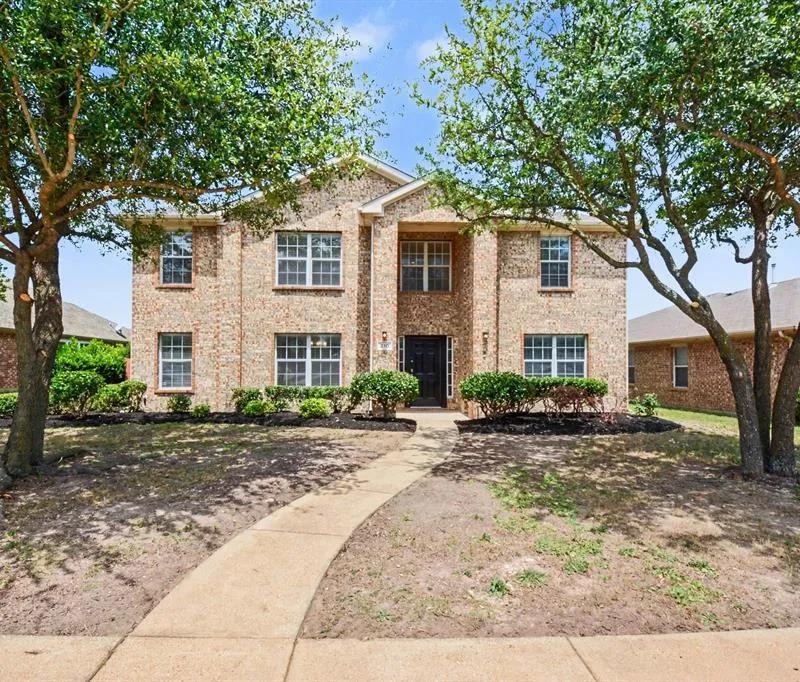 210 Trees Drive, Cedar Hill TX 75104