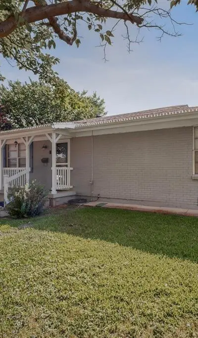 3606 Reeves Street, North Richland Hills TX 76117 - Photo 4