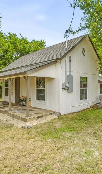 255 Glenn Street, Bluff Dale TX 76433 - Photo 3
